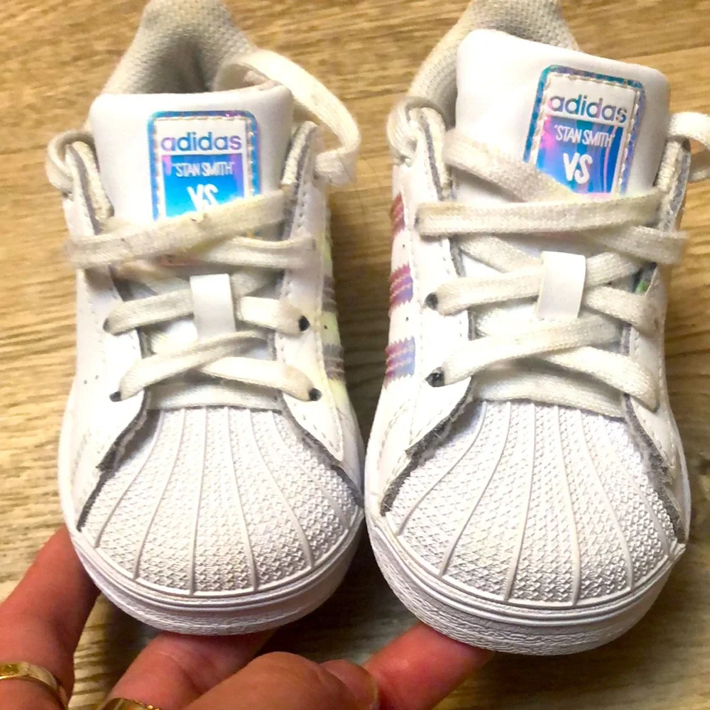 Toddler adidas ‘STAN SMITH’ VS SUPERSTAR shoes - Picture 4 of 10